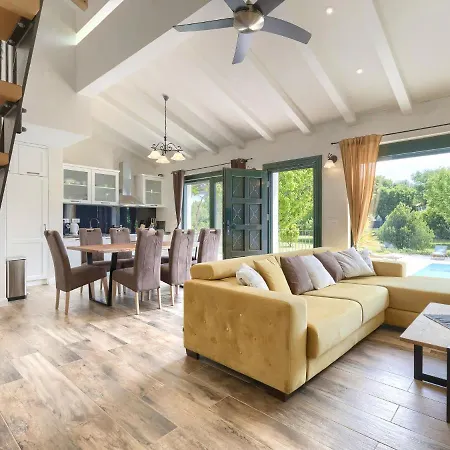 Bernard By Interhome *