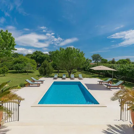 度假居 Bernard By Interhome *